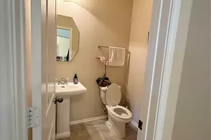 9903 Daisy Clover Ct, Houston, TX 77089 - Photo 15