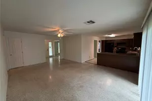 3011 Longwood Ln, Dickinson, TX 77539 - Photo 9