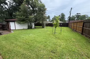 3011 Longwood Ln, Dickinson, TX 77539 - Photo 17