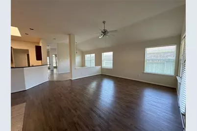 6018 Twin Creek, Missouri City, TX 77459 - Photo 11