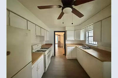 6814 Covington Drive, Houston, TX 77091 - Photo 3