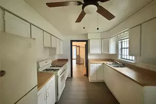 6814 Covington Dr, Houston, TX 77091 - Photo 3