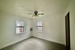 6814 Covington Dr, Houston, TX 77091 - Photo 7