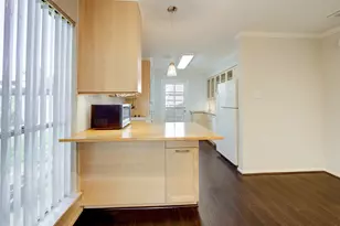 1917 Augusta Dr, Houston, TX 77057 - Photo 3
