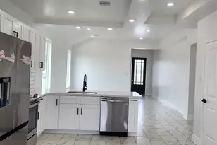 194 Rd 5506, Cleveland, TX 77327 - Photo 5