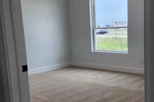 194 Rd 5506, Cleveland, TX 77327 - Photo 7