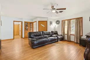 408 W Chauncy St, Brenham, TX 77833 - Photo 5