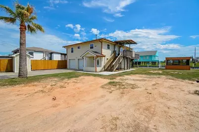 7023 W Hunter Drive, Hitchcock, TX 77563 - Photo 13