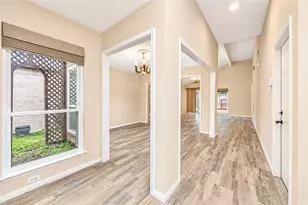 1516 Beaconshire Rd, Houston, TX 77077 - Photo 3