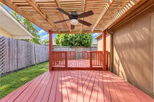 1516 Beaconshire Rd, Houston, TX 77077 - Photo 31