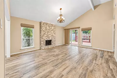 1516 Beaconshire Road, Houston, TX 77077 - Photo 9