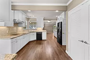 4373 Harvest Ln, Houston, TX 77004 - Photo 13