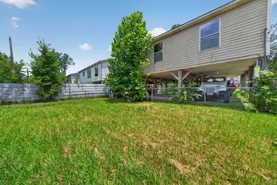 522 Oklahoma Avenue, Bacliff, TX 77518 - Photo 23
