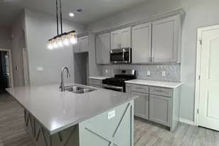 8235 San Diego St, Beaumont, TX 77708 - Photo 9