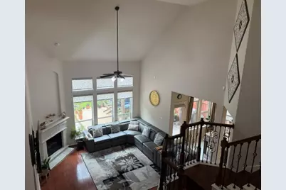 2 Carmeline Drive, The Woodlands, TX 77382 - Photo 7
