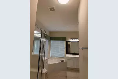 2 Carmeline Drive, The Woodlands, TX 77382 - Photo 21