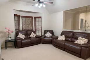 2 Carmeline Dr, The Woodlands, TX 77382 - Photo 33