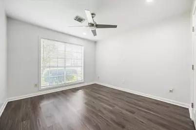 7614 Braesview Lane, Houston, TX 77071 - Photo 19