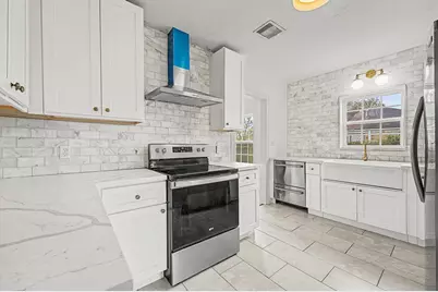 511 Joyce Street, Houston, TX 77009 - Photo 7