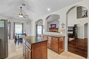 2303 Fern Bend Ln, Katy, TX 77494 - Photo 13