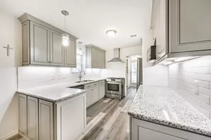 12731 Westhorpe Dr, Houston, TX 77077 - Photo 9