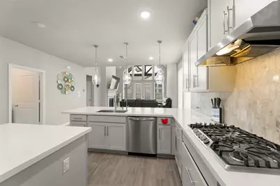 8915 Nature Park Drive, Missouri City, TX 77459 - Photo 9