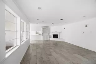 5931 Foresthaven Dr, Houston, TX 77066 - Photo 11