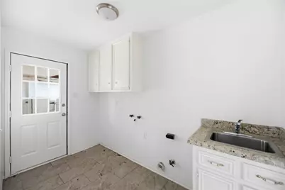 5931 Foresthaven Drive, Houston, TX 77066 - Photo 11