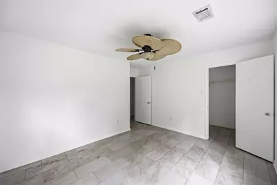 5931 Foresthaven Drive, Houston, TX 77066 - Photo 19