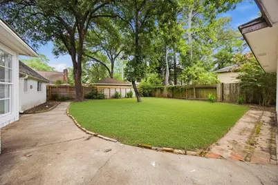 5931 Foresthaven Drive, Houston, TX 77066 - Photo 31