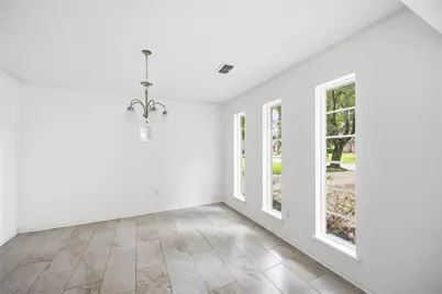 5931 Foresthaven Drive, Houston, TX 77066 - Photo 7