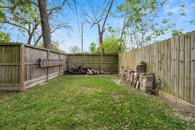 9214 Bintliff Drive, Houston, TX 77074 - Photo 43