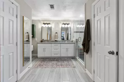 9214 Bintliff Drive, Houston, TX 77074 - Photo 23