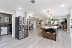 9214 Bintliff Dr, Houston, TX 77074 - Photo 11