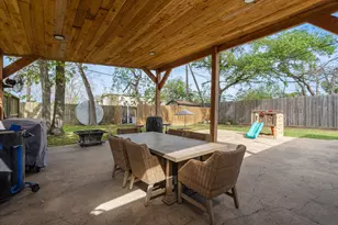 9214 Bintliff Dr, Houston, TX 77074 - Photo 41