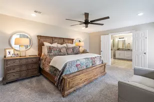 9214 Bintliff Dr, Houston, TX 77074 - Photo 19