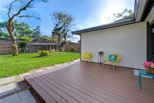 3221 Durhill St, Houston, TX 77025 - Photo 27