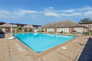 11540 Chimney Rock Rd, Houston, TX 77035 - Photo 13