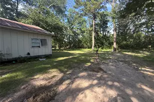 1173 County Rd 370, Splendora, TX 77372 - Photo 9