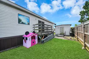 131 Kiowa Ct, Rosharon, TX 77583 - Photo 31