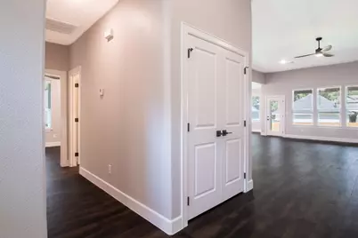1460 River Oaks Drive, Huntsville, TX 77340 - Photo 13