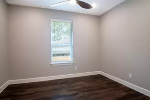 1460 River Oaks Dr, Huntsville, TX 77340 - Photo 23
