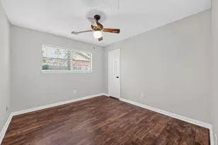 2934 Park Garden Dr, Kingwood, TX 77339 - Photo 13