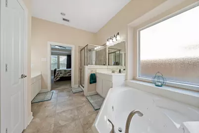 14710 Castle Cove Lane, Houston, TX 77044 - Photo 21