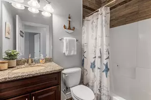 1026 20th St, Dickinson, TX 77539 - Photo 9