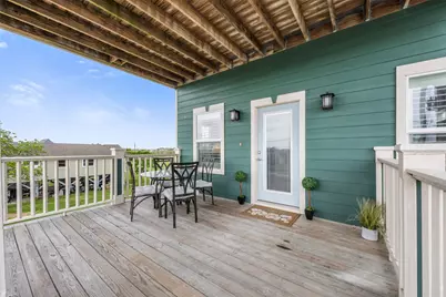 1026 20th Street, Dickinson, TX 77539 - Photo 3