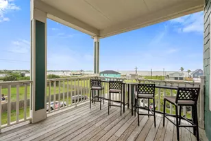 1026 20th St, Dickinson, TX 77539 - Photo 3
