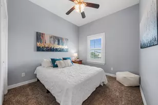 1026 20th St, Dickinson, TX 77539 - Photo 9