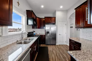 1026 20th St, Dickinson, TX 77539 - Photo 7