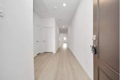 342 Amy Street, Angleton, TX 77515 - Photo 3